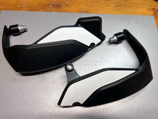 Protectores Manos Originales Aprilia Tuareg 660