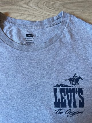 Camiseta Levi's Gris Talla M Hombre