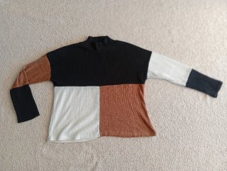 Jersey Color Block Cuello Alto Talla L