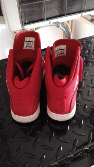 Botas Nike Rojas y Blancas
