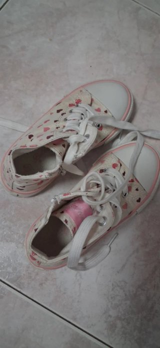 Zapatillas lona niña corazones