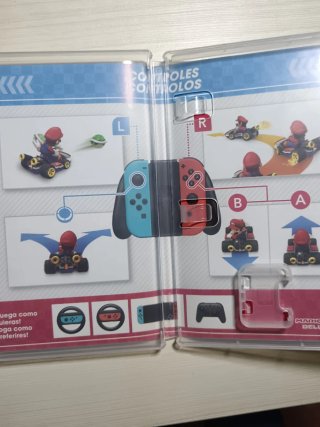 Mario Kart 8 Deluxe Nintendo Switch caja