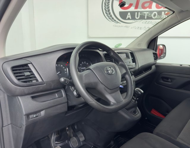 Toyota Proace 2023 con 80.000km