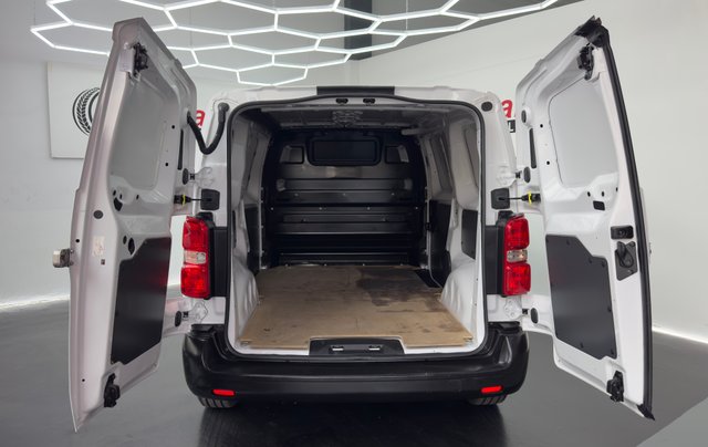 Toyota Proace 2023 con 80.000km