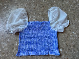 Crop top cuadros azul y blanco talla M