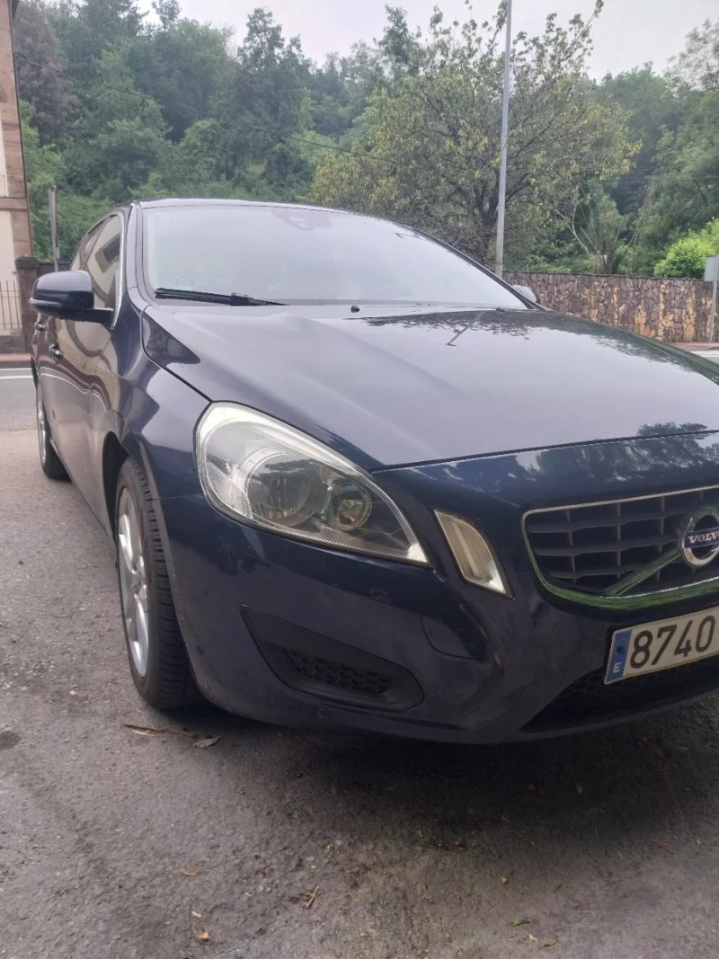 Volvo V60 2013 - foto 1