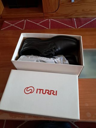 Zapatos de cordones negros 46