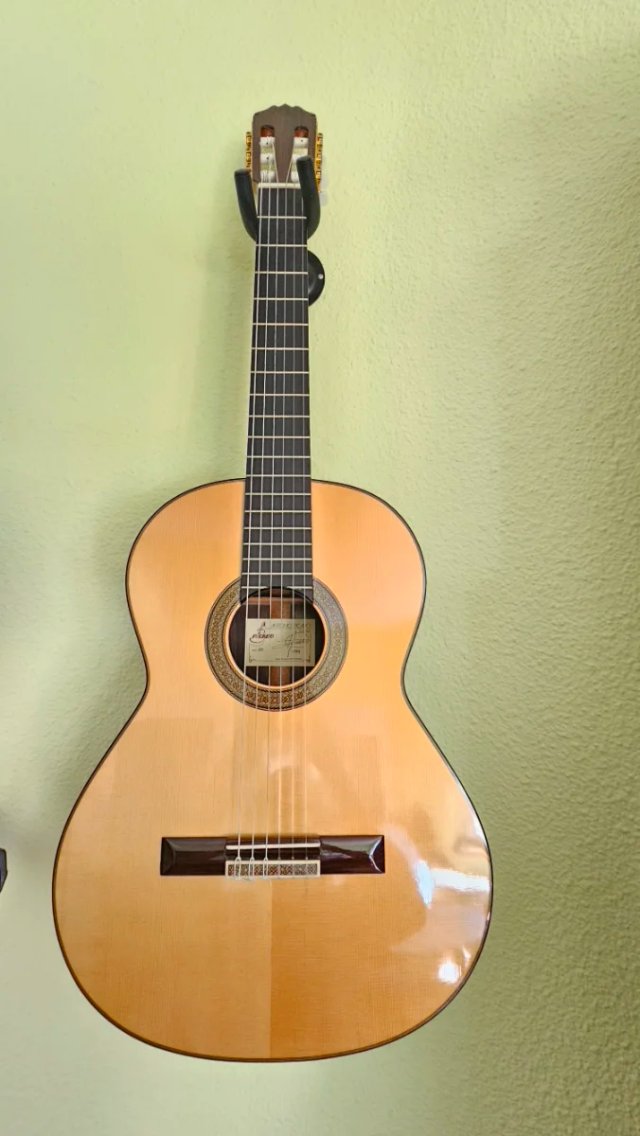 Guitarra Clásica Antonio Picado Mod. 60