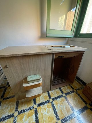 Máquina de coser Wertheim con mueble