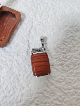 Accendino stile Zippo replica legno