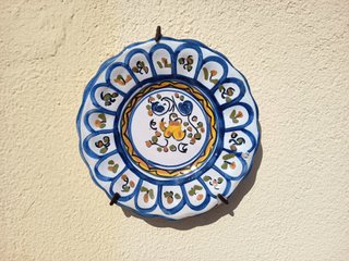 Coppia di piatti in ceramica artigianale Talavera