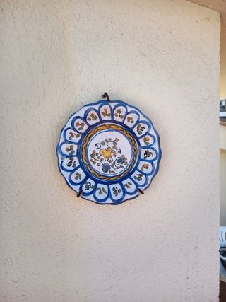 Coppia di piatti in ceramica artigianale Talavera