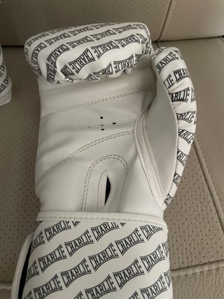 Guantes de Boxeo Charlie Blancos de 14 onzas