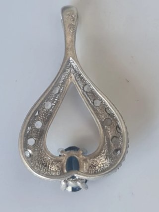 Colgante Plata con Zafiro Azul y Circonitas
