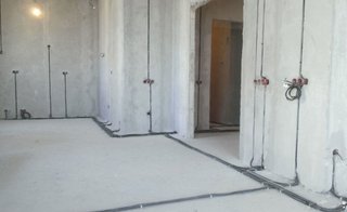 Electricista con grado en Ingeniería Eléctrica