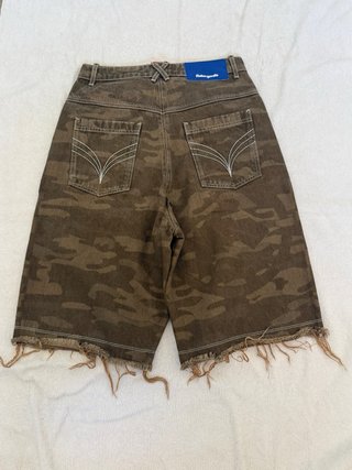 Pantalones cortos militares de Gods