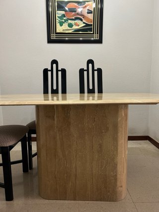 Mesa de mármol y 6 sillas + cuadro