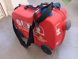 Maleta infantil camión bomberos con ruedas