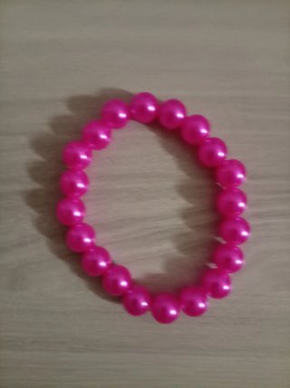 Bracciale perline fucsia