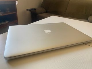 MacBook Pro 15 16GB RAM 500GB SSD Argento