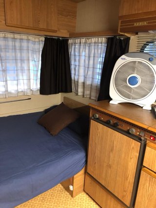 Caravana Adria 3,10m rutera con avance nuevo