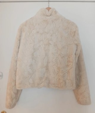 Chaqueta pelo sintético beige Pull&Bear Talla S
