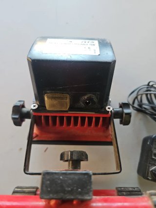 Foco LED Portátil Recargable