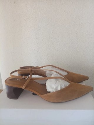 Zapatos ZARA tacón slingback ante
