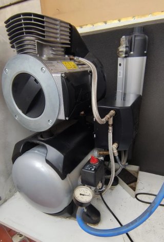 Compresor Durr Tornado 1 cilindro con secador