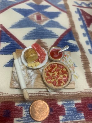 Piatti di cibo in miniatura in argilla polimerica
