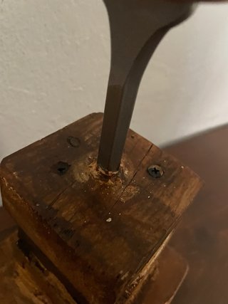 Astillador de leña artesanal