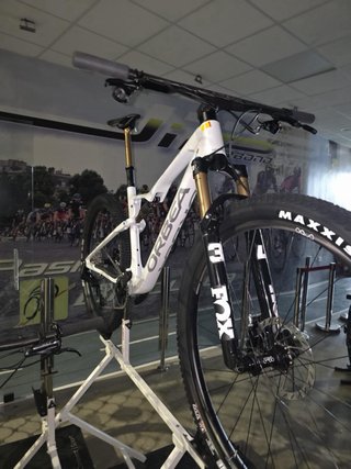 Bicicleta Orbea Oiz Blanca