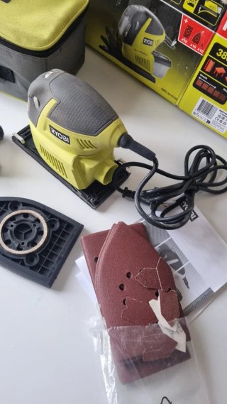 Levigatrice Ryobi 180W Multi Pad Sander