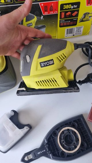 Levigatrice Ryobi 180W Multi Pad Sander