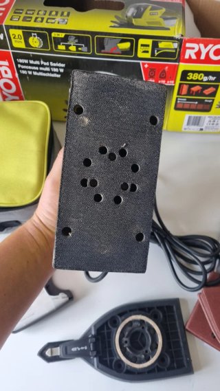Levigatrice Ryobi 180W Multi Pad Sander
