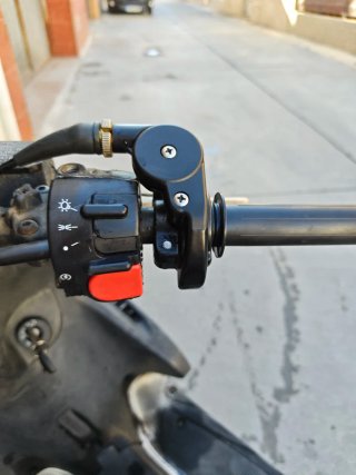 Yamaha Aerox CON PAPELES