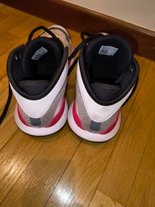 Adidas Scarpe da Ginnastica Taglia 41.5