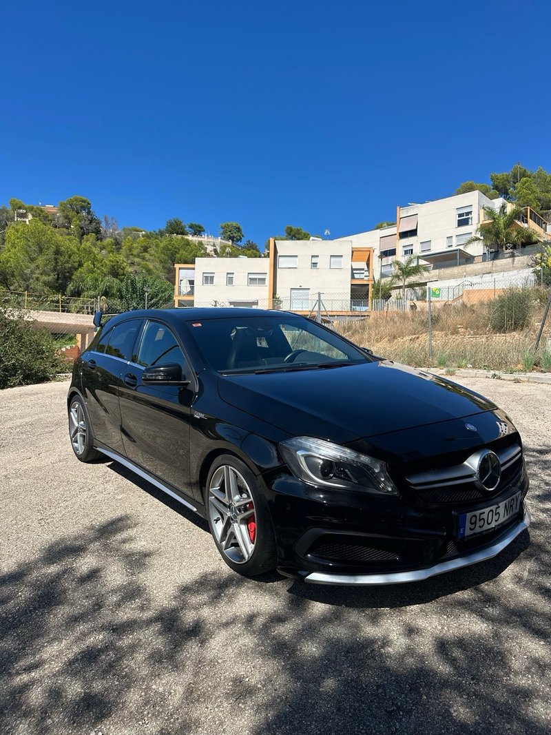 Mercedes-Benz CLA 45 AMG 4M(C117) 2014