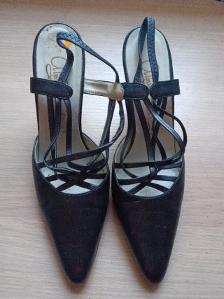 Zapatos de vestir negros talla 39