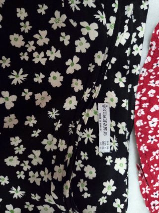 Falda niña estampada (4 uds) 3 euros cada una
