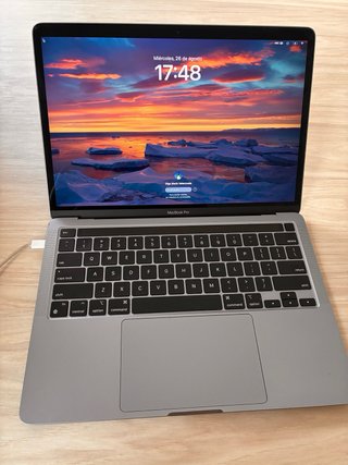 MacBook Pro 13,3” M2 2022 Plata