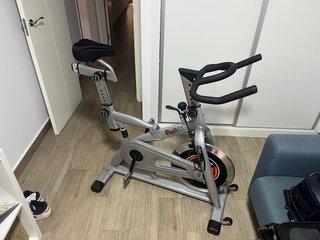 Bicicleta Spinning DKN Utility 61