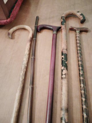 Conjunto de 5 bastones antiguos