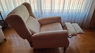 Butaca relax tela beige buen estado