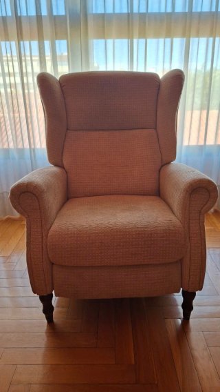 Butaca relax tela beige buen estado