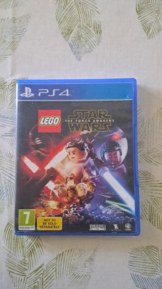 Pack 4 Videojuegos PS4: LEGO Star Wars, Spongebob,