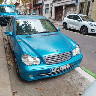 Mercedes-Benz Clase C 2004