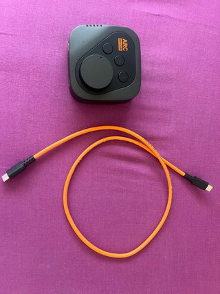 IK Multimedia ARC ON-EAR