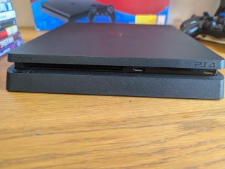 PlayStation 4 Slim 1TB + 2 Mandos + Pack 9 Juegos