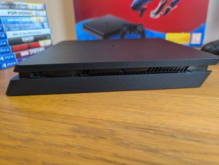 PlayStation 4 Slim 1TB + 2 Mandos + Pack 9 Juegos